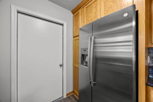 38-web-or-mls-2910 114th Ave NW-174.jpg
