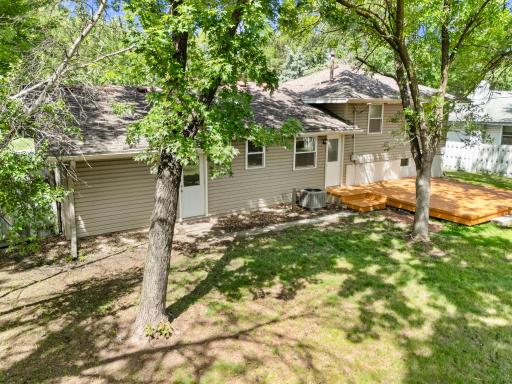 70-web-or-mls-2910 114th Ave NW-304.jpg