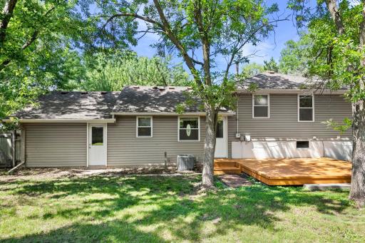 64-web-or-mls-2910 114th Ave NW-44.jpg