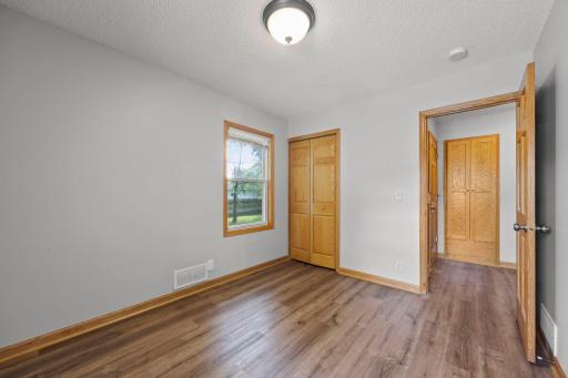 41-web-or-mls-2910 114th Ave NW-204.jpg