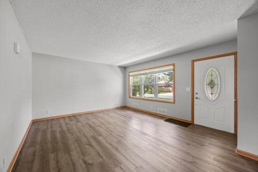 29-web-or-mls-2910 114th Ave NW-129.jpg
