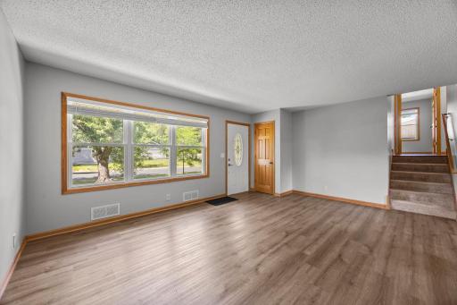 28-web-or-mls-2910 114th Ave NW-124.jpg