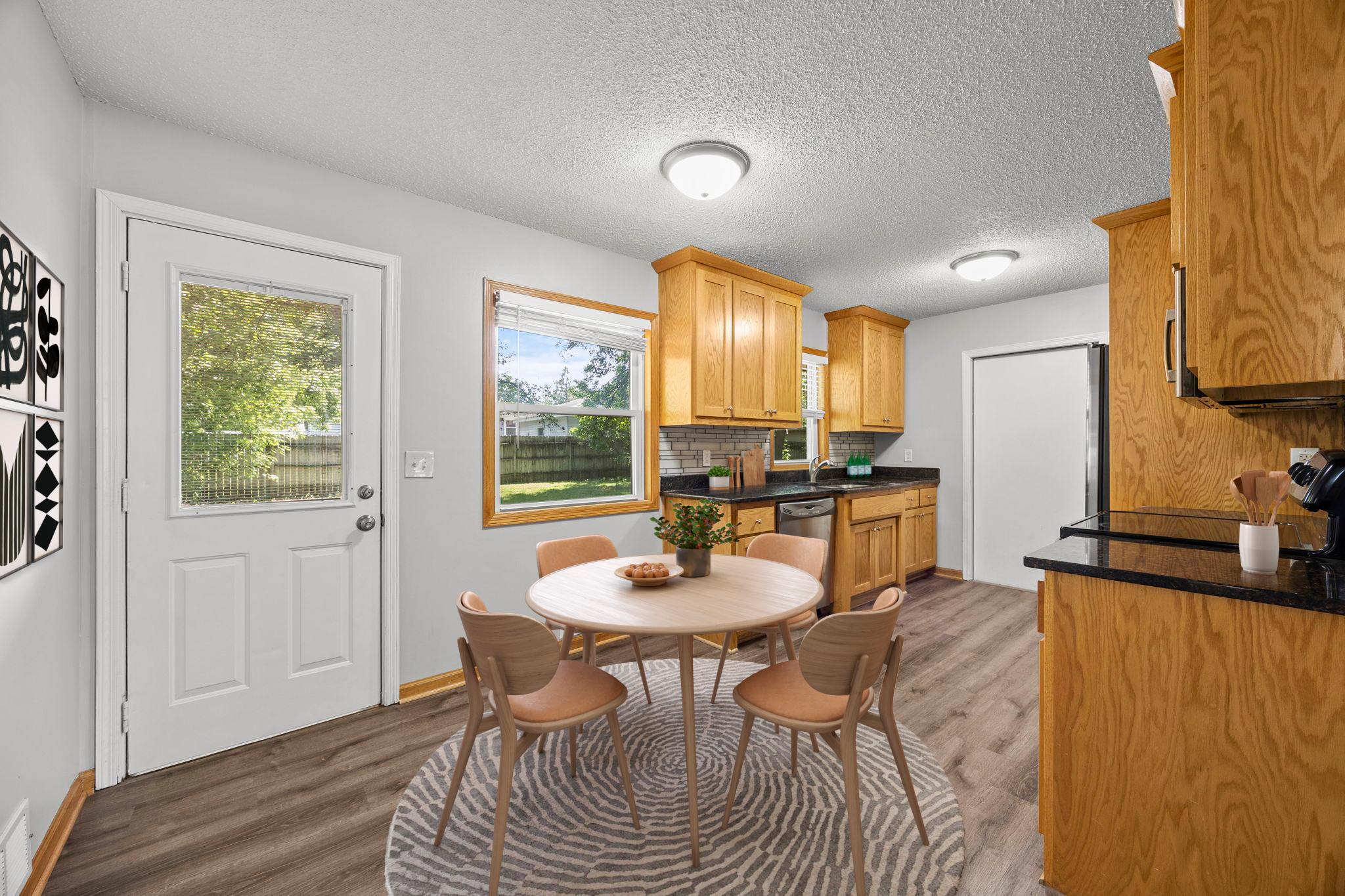 32-web-or-mls-2910 114th Ave NW-144 (VS).jpg
