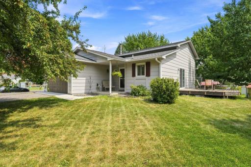 Fantastic corner lot gives you lots of space to move around!