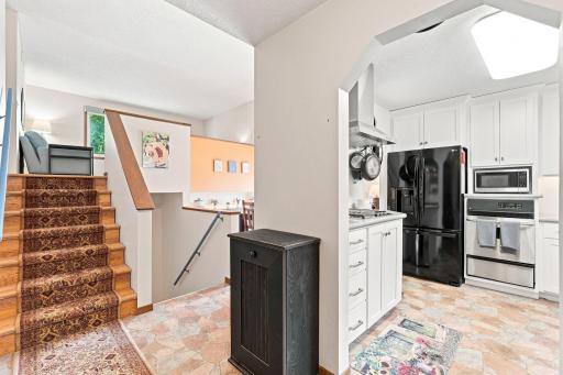 A fabulous entry to welcome you home and greet your guests!