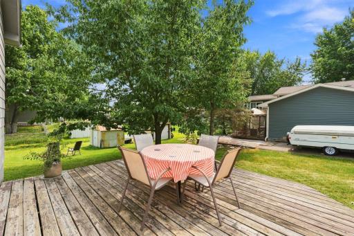 Nice view of the yard from the deck.