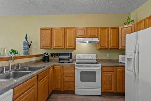 657 Providence Drive, Shakopee, MN 55379