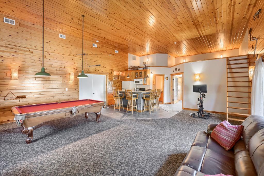 9815 Pioneer Trail - Great Space to Entertain!