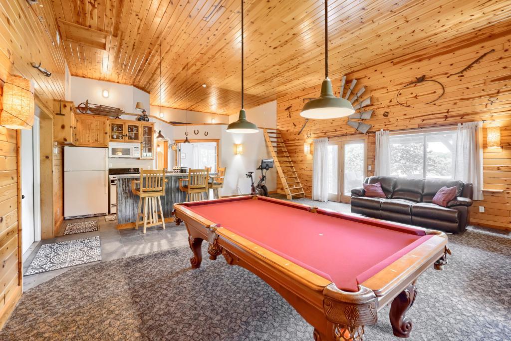 9815 Pioneer Trail - Shoot a Game of Pool or Swim in the Pool Out Back! Great Kitchen! Bedroom/Office Area AND a LOFT!!!