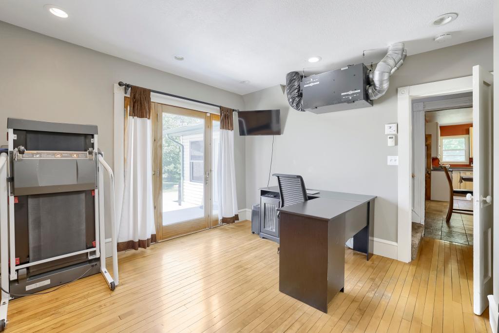 9815 Pioneer Trail - Main Floor Bedroom being used as an office!