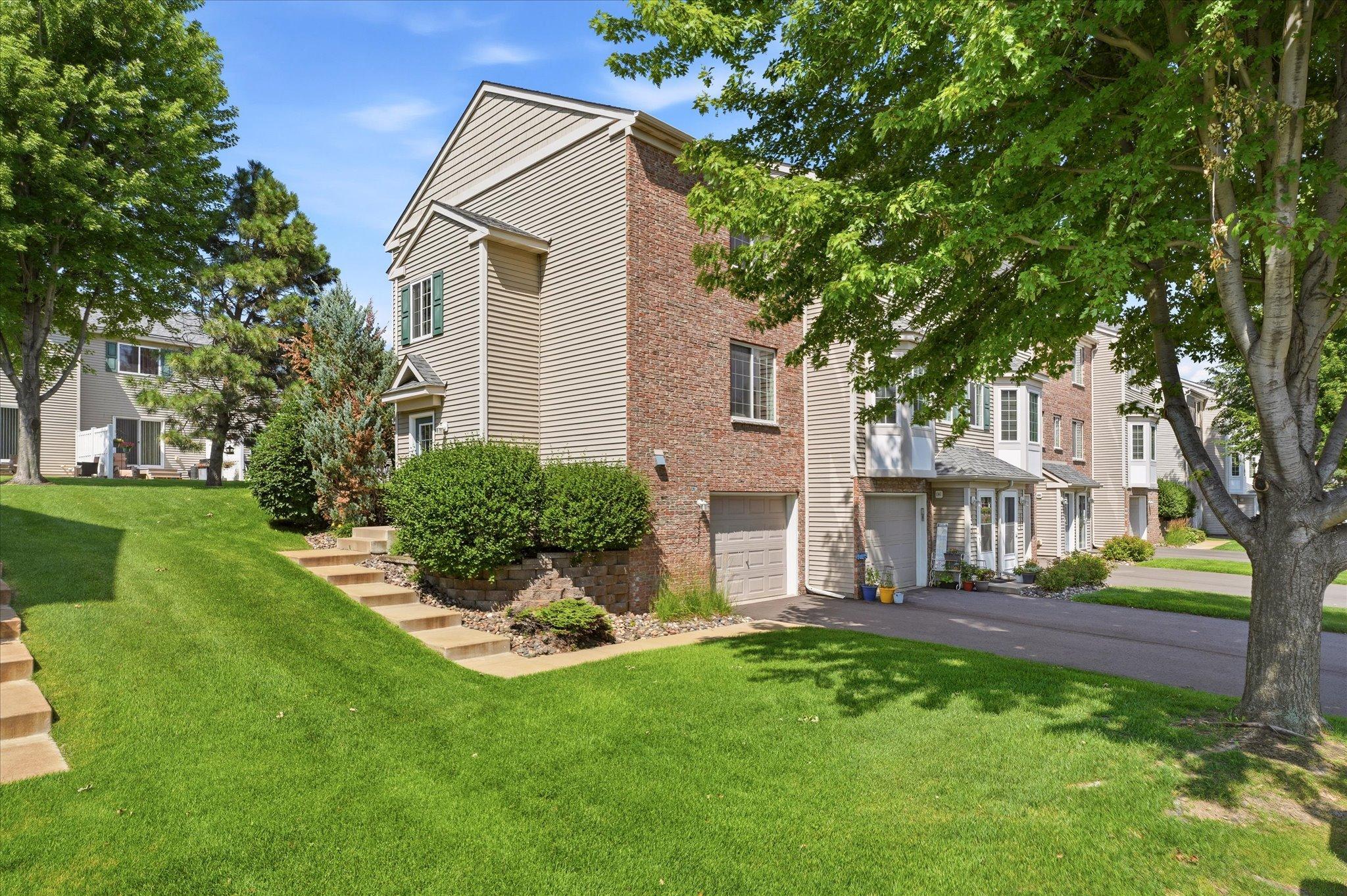 7107574