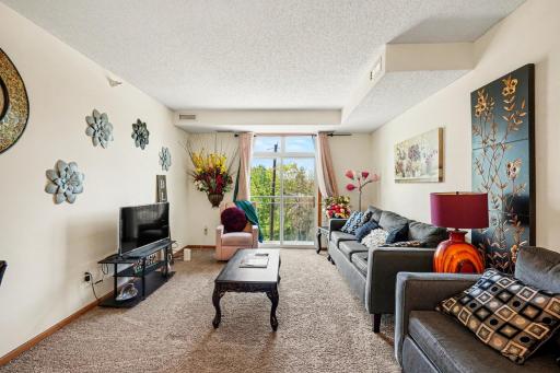 1776 Maryland Avenue E, 201, Saint Paul, MN 55106