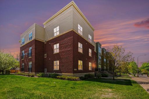 1776 Maryland Avenue E, 201, Saint Paul, MN 55106