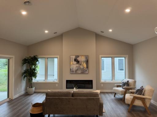 Living room 2.jpg