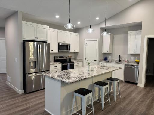 Kitchen 1.jpg