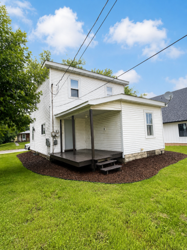 111 W 7th Street, Morris, MN 56267