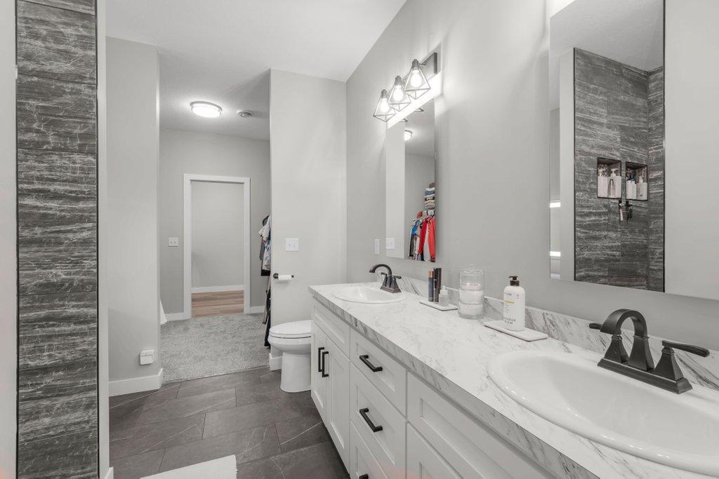 Double Sink, Granite Counters in the Primary Bath!