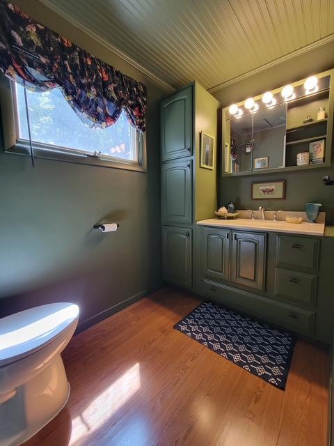 1/2 Bath