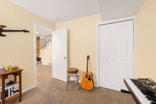 7864 Yucca Lane N, Maple Grove, MN 55311
