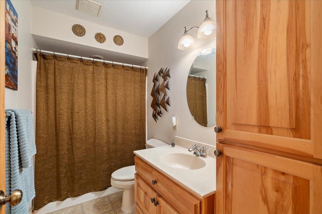 Main level full bathroom