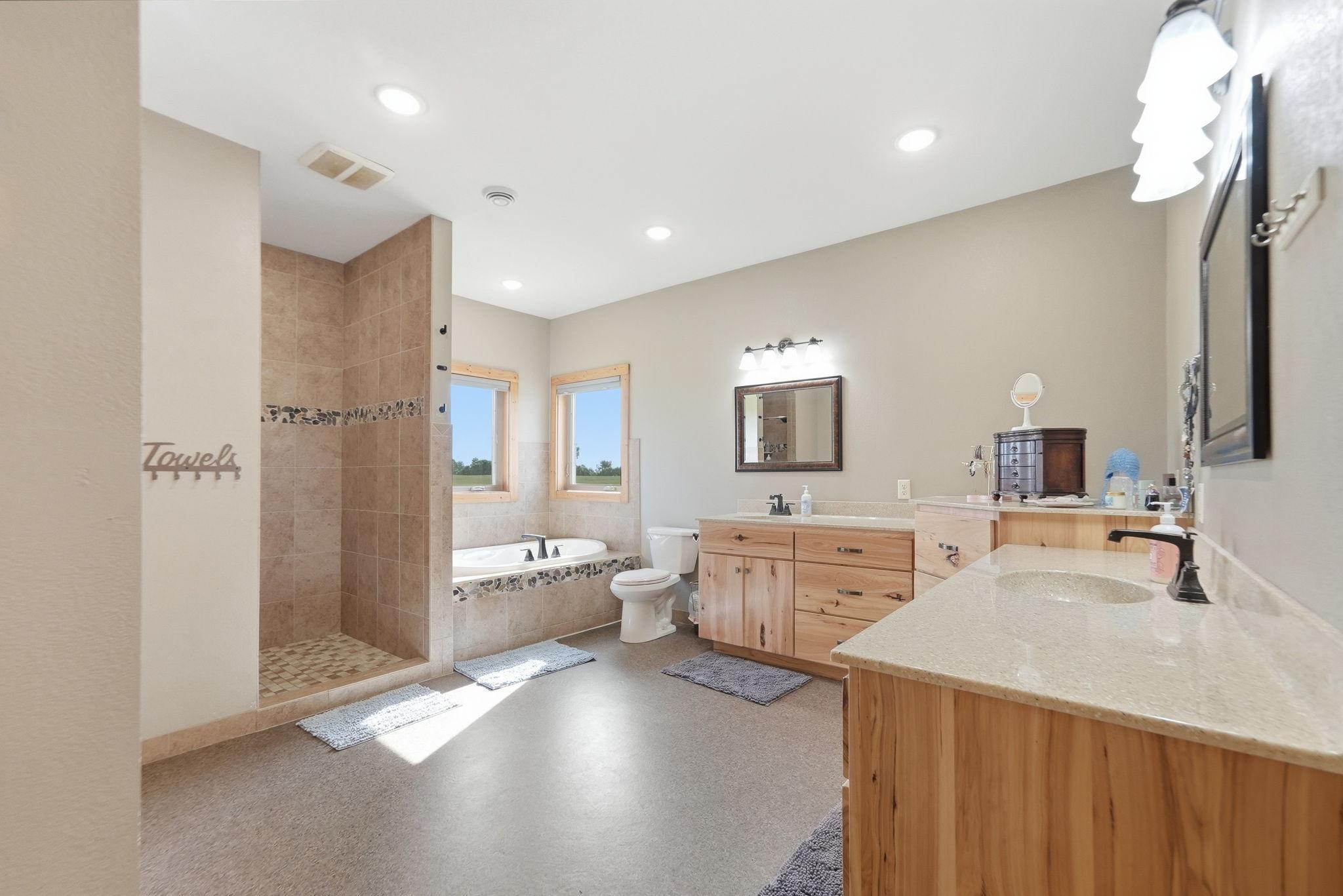 52-web-or-mls-DSC03143.jpg