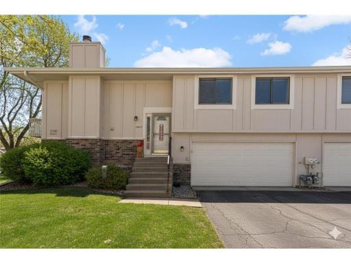 13611 86th Avenue N, Maple Grove, MN 55369