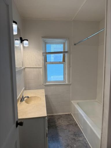1173 Mclean Avenue, Saint Paul, MN 55106