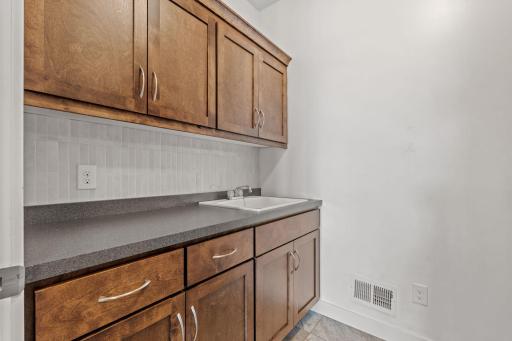 48-web-or-mls-4949 Otter Trl NE-48.jpg