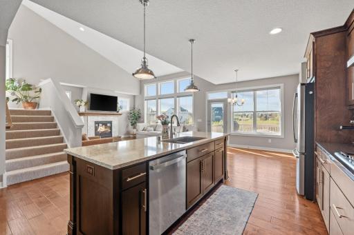 45-web-or-mls-4949 Otter Trl NE-45.jpg