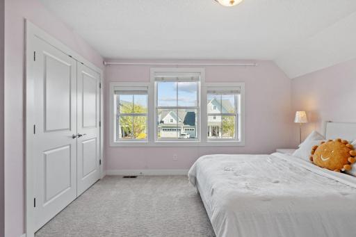 71-web-or-mls-4949 Otter Trl NE-71.jpg