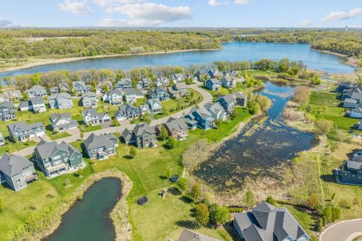 20-web-or-mls-4949 Otter Trl NE-20.jpg