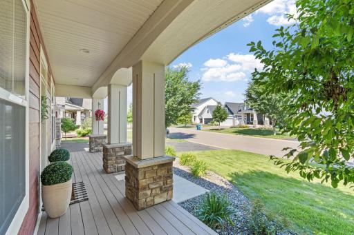 6-web-or-mls-4949 Otter Trl NE-6.jpg