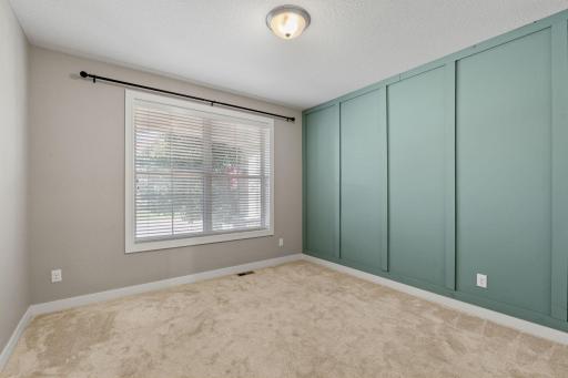 21-web-or-mls-4949 Otter Trl NE-21.jpg