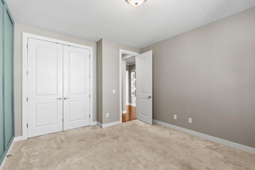 22-web-or-mls-4949 Otter Trl NE-22.jpg