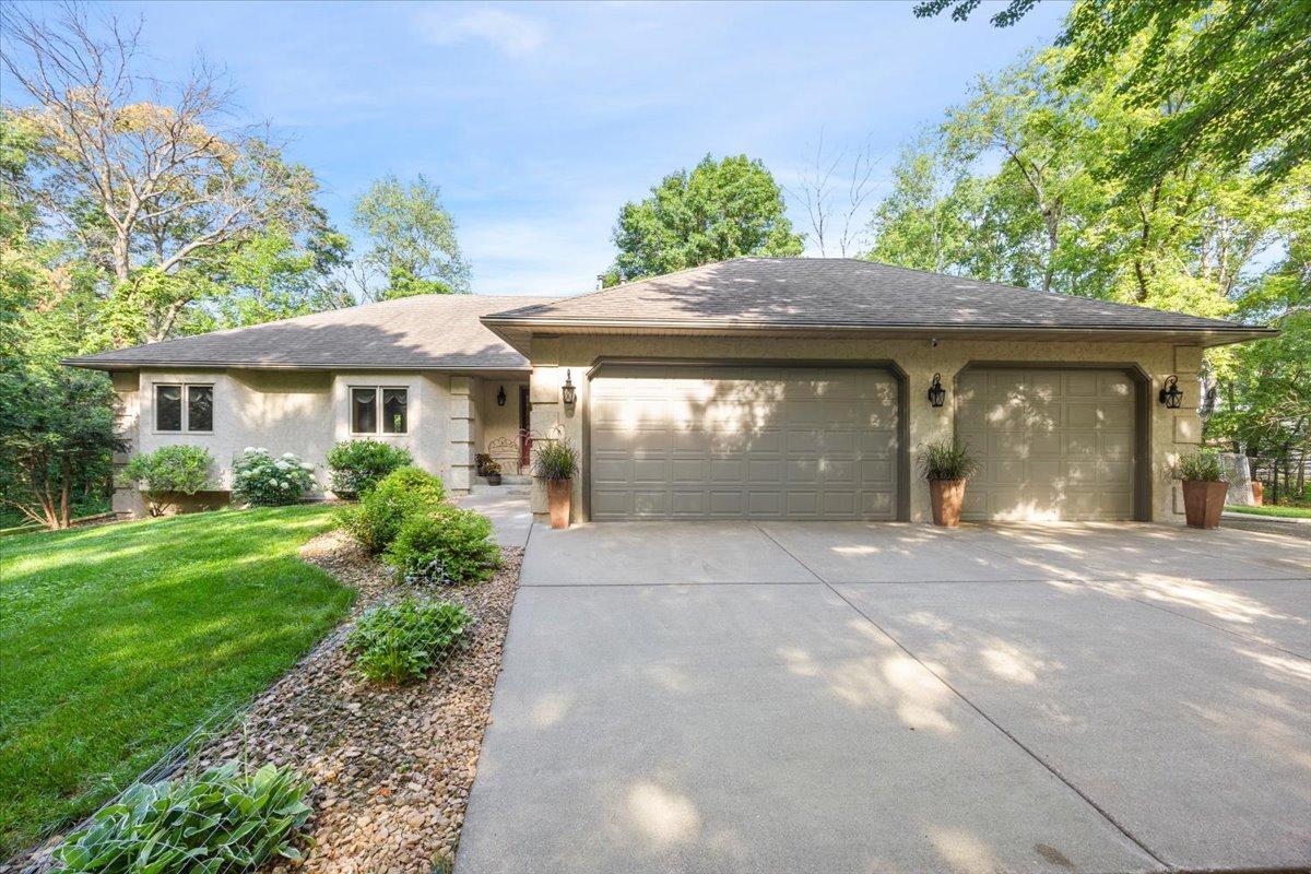 Welcoming curb appeal