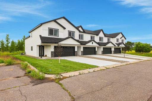 1108 45th Avenue NE, Saint Cloud, MN 56304