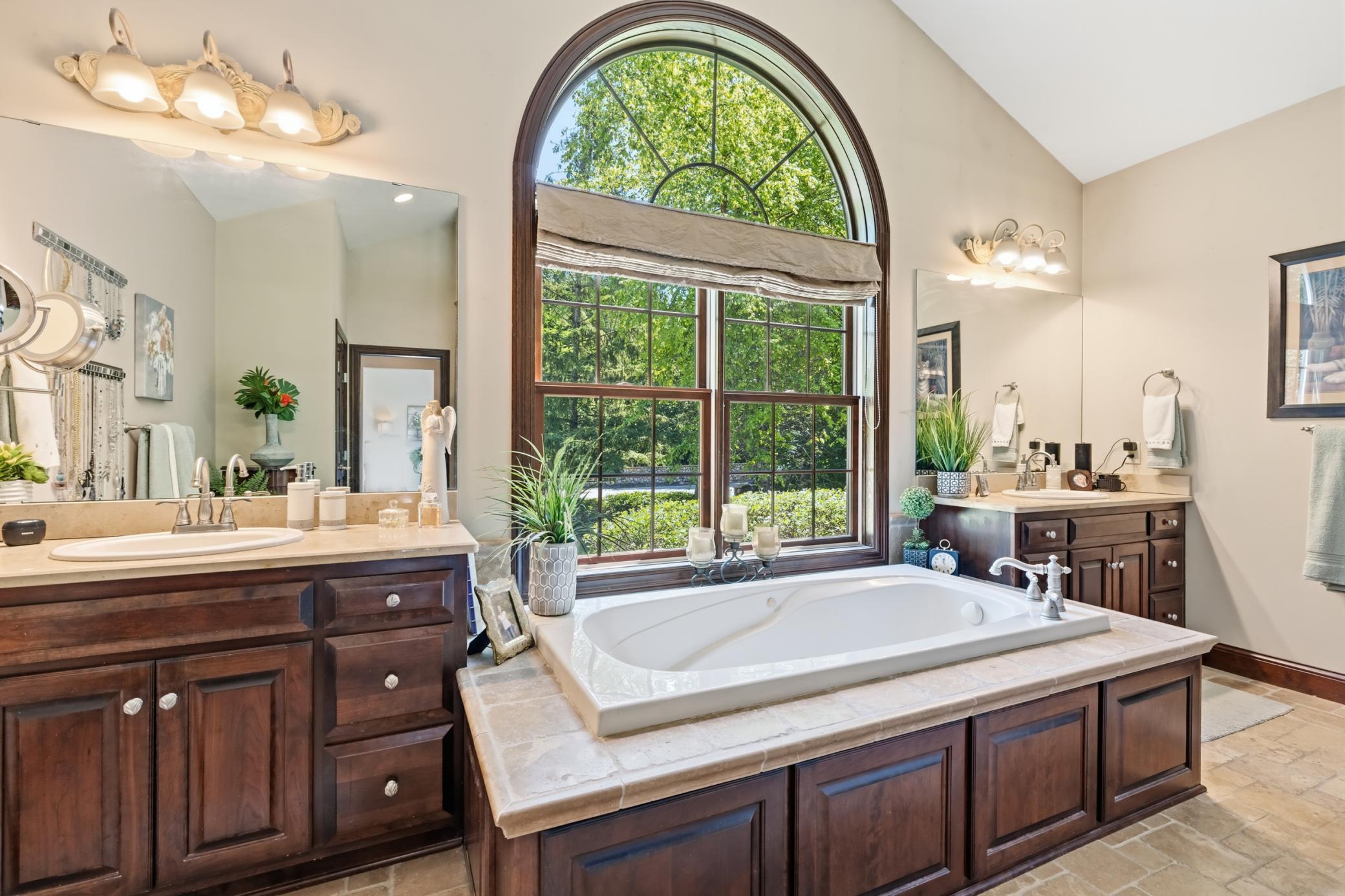 Primary Tub