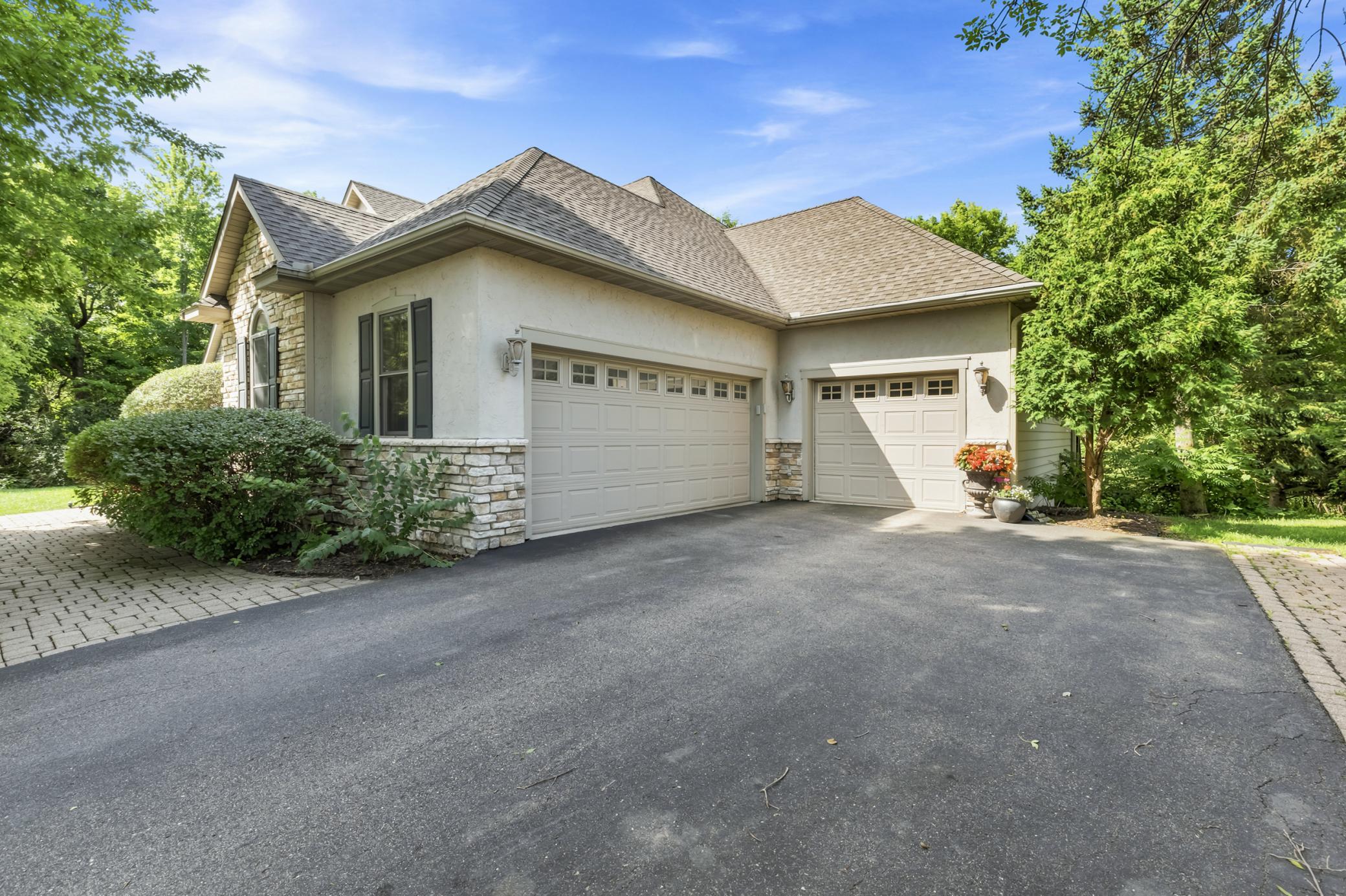 Three Car Garage