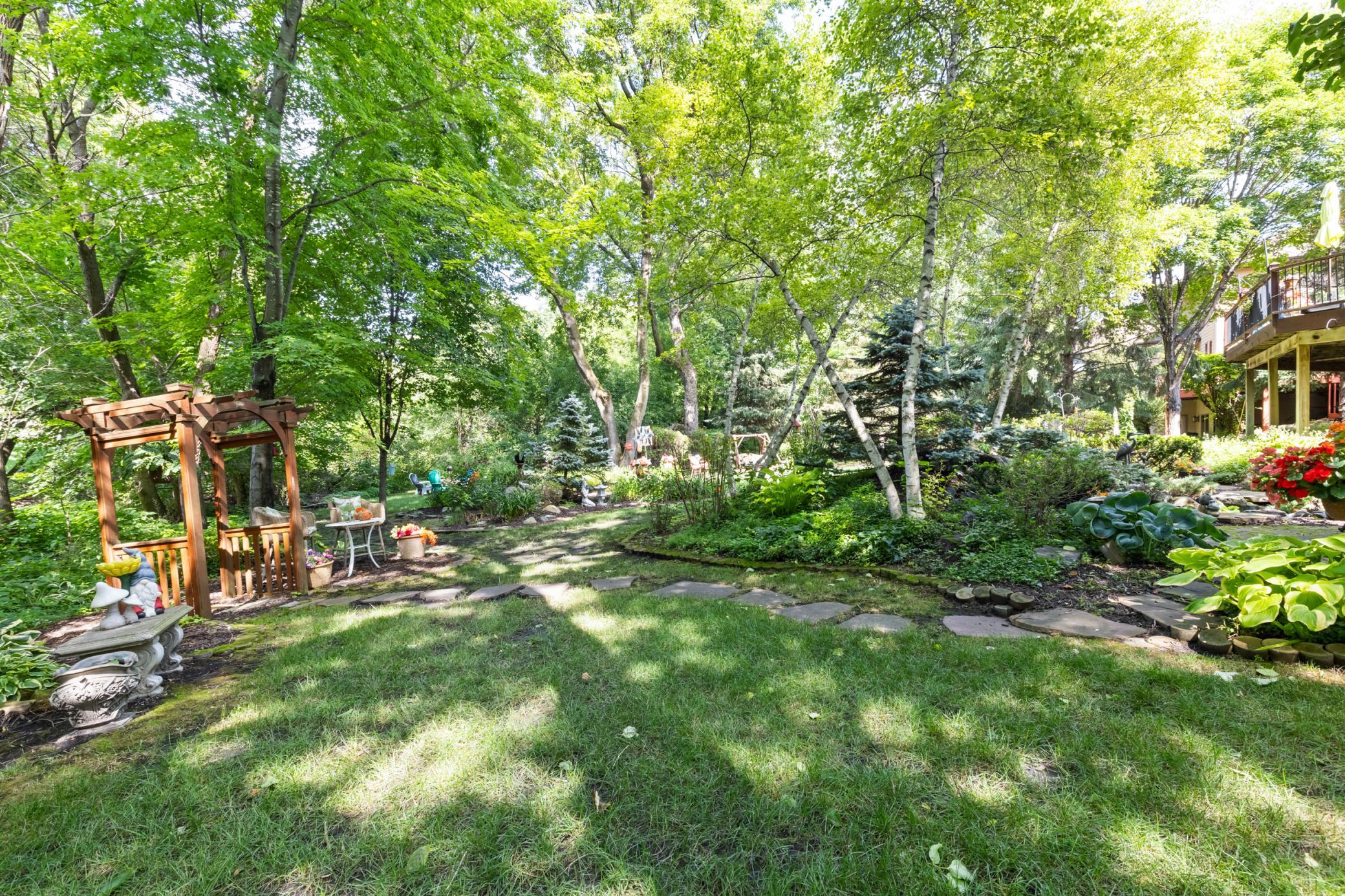 Yard to "get lost" in
