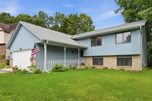 Photo for 3287 Spruce Trail SW, Prior Lake, MN 55372 - listing #7107731 Classic 1980's split-entry offers 4 Bedrooms, 3 Bathrooms, 2,080 finished Sq Ft, and a 2-car attached Garage
