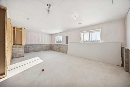 1106 45th Avenue NE, Saint Cloud, MN 56304