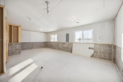 1106 45th Avenue NE, Saint Cloud, MN 56304