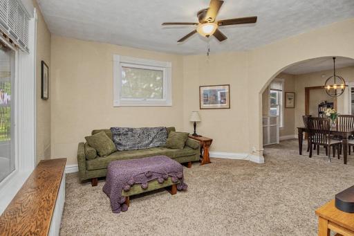 1714 Hewitt Avenue, Saint Paul, MN 55104
