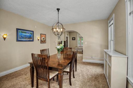 1714 Hewitt Avenue, Saint Paul, MN 55104