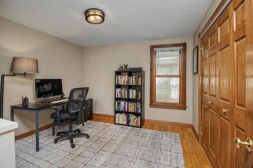 1714 Hewitt Avenue, Saint Paul, MN 55104