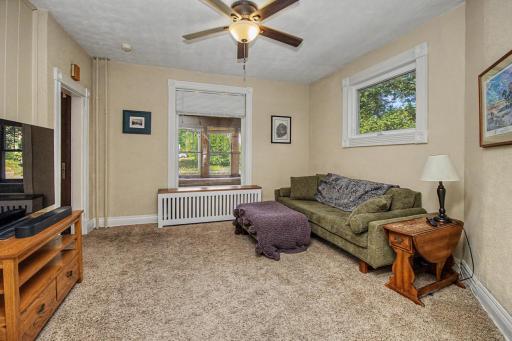 1714 Hewitt Avenue, Saint Paul, MN 55104