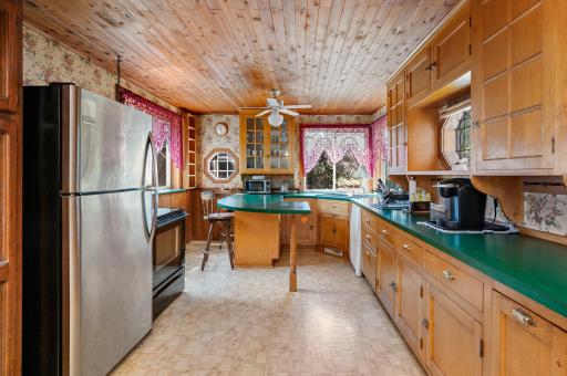 1754 Wildhurst Lane, Mound, MN 55364