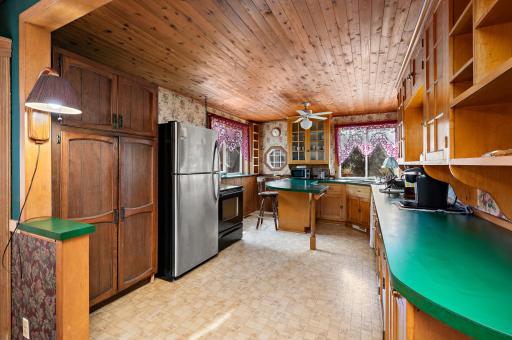 1754 Wildhurst Lane, Mound, MN 55364