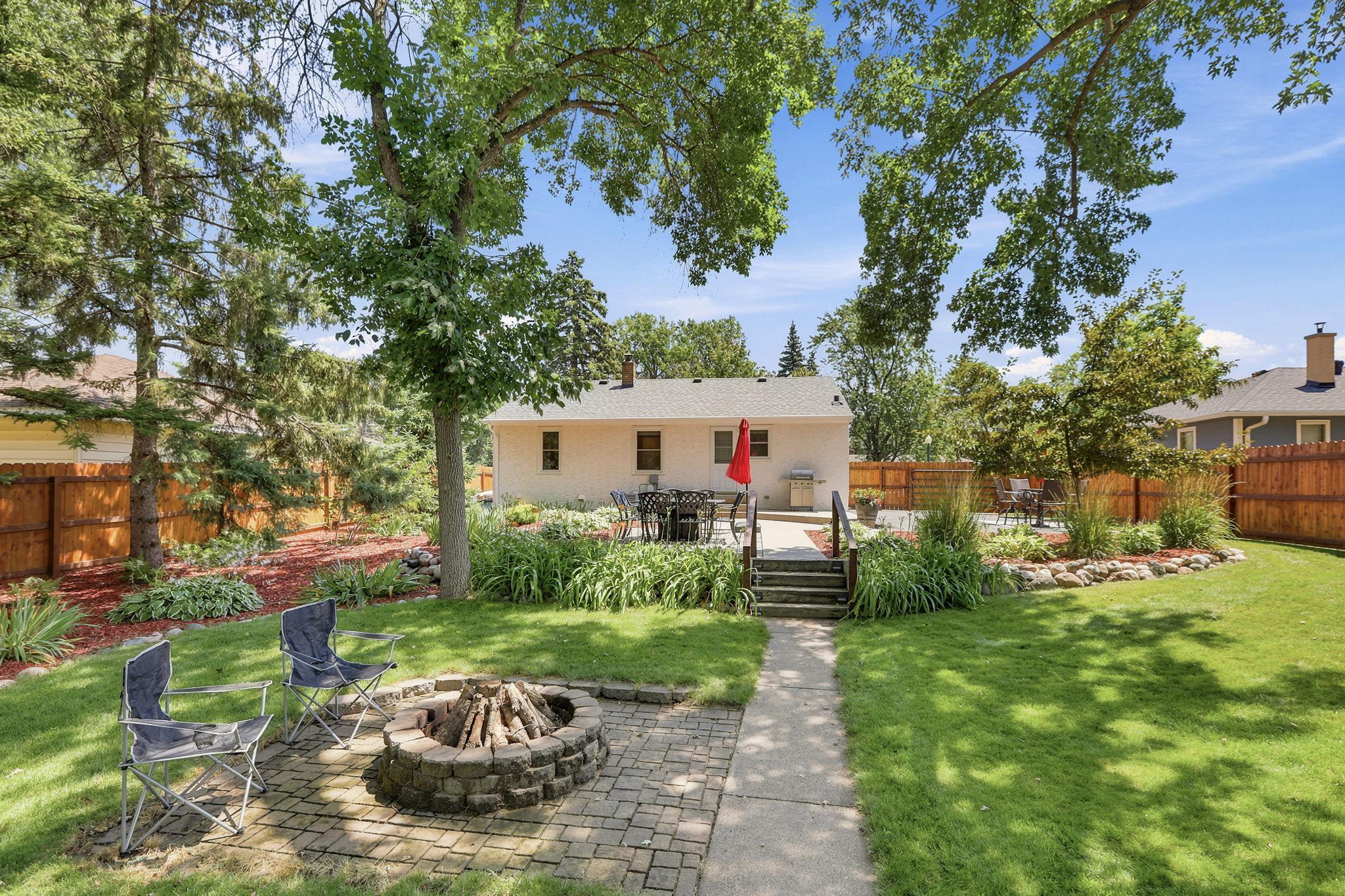 Meticulously maintained exterior!