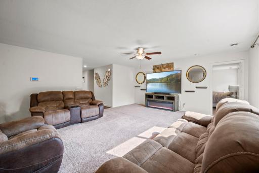 19106 Engle Wood Drive, Big Lake, MN 55309